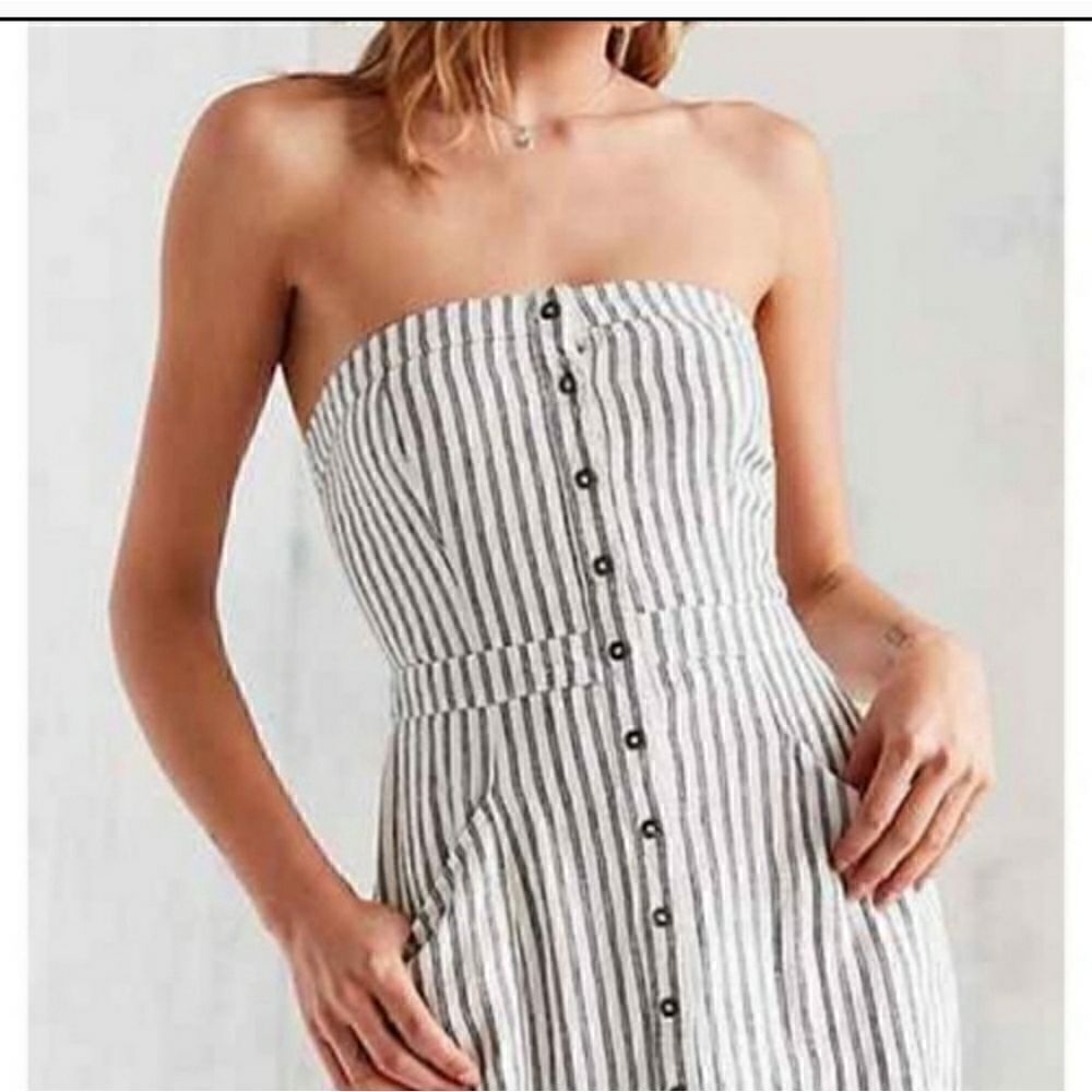 BDG Linen-Blend Strapless Striped Button Front Midi Dress - Picture 2 of 12